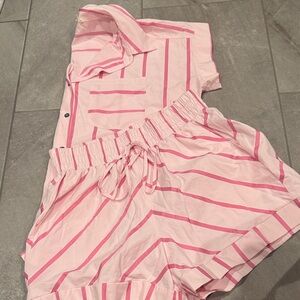 Entro Pink Striped Women's Cargo Shorts